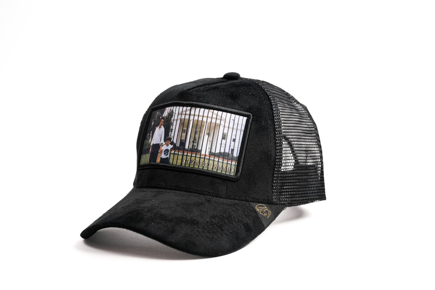PABLO WHITE HOUSE BLACK